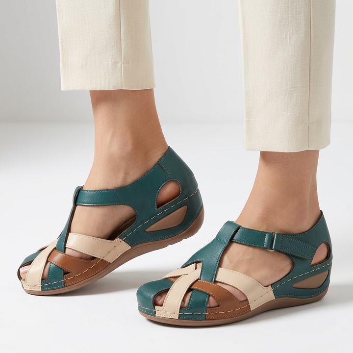 Mélandine™ — Woven Two-Tone Wedge Sandal in Natural Bohemian Style